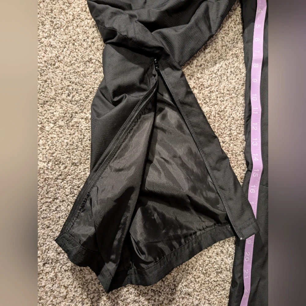 Reebok Black Athletic Pants with Flyers Logo, Size M